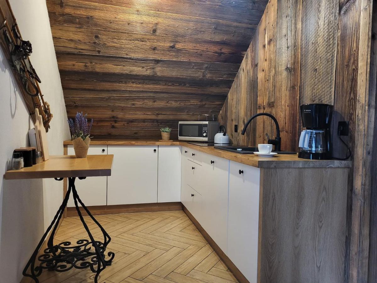 Apartamenty Stylo Істебна Екстер'єр фото